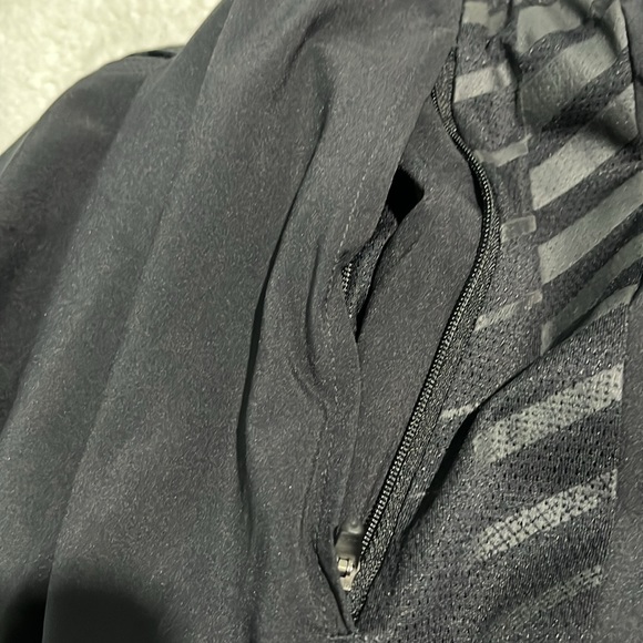 Gymshark shorts - Picture 6 of 9